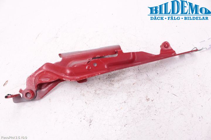 Volvo S60 11-13 Huvgångjärn