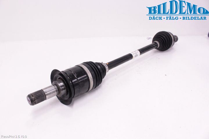 BMW 1 F20/F21 11-19 Drivaxel Bak Vänster
