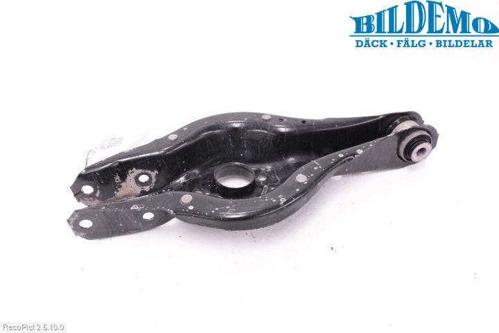 BMW 1 F20/F21 11-19 Bärarm Bak Höger