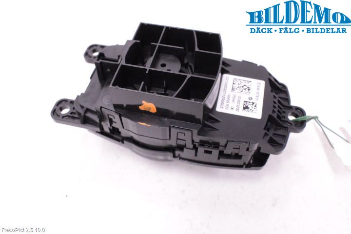 BMW 1 F20/F21 11-19 Strömställare Färddator