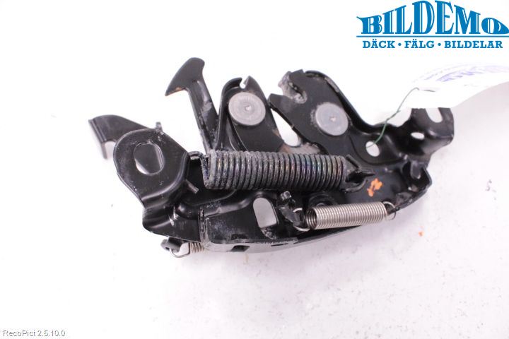 Nissan NOTE E11 06-14 Huvlås