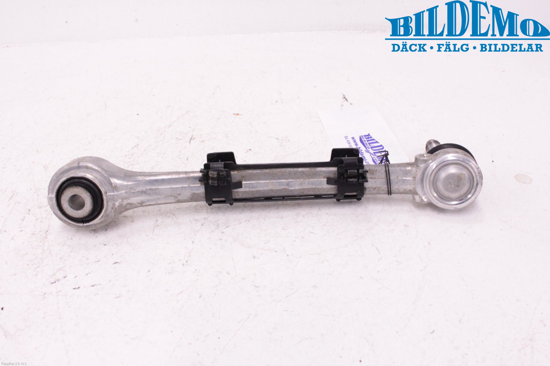 BMW 4 F32/F33/F82/F83 13-20 Bärarm Bak Övre Vänster