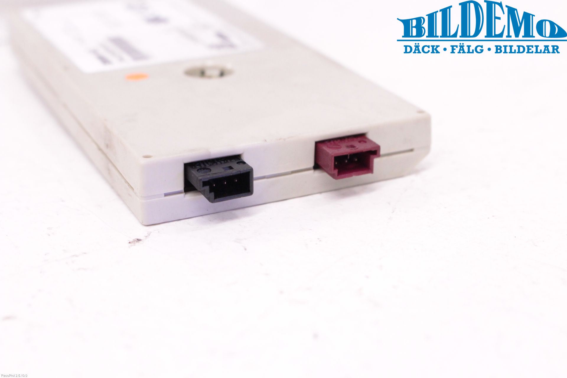 BMW X3 E83     03-10 Antennförstärkare