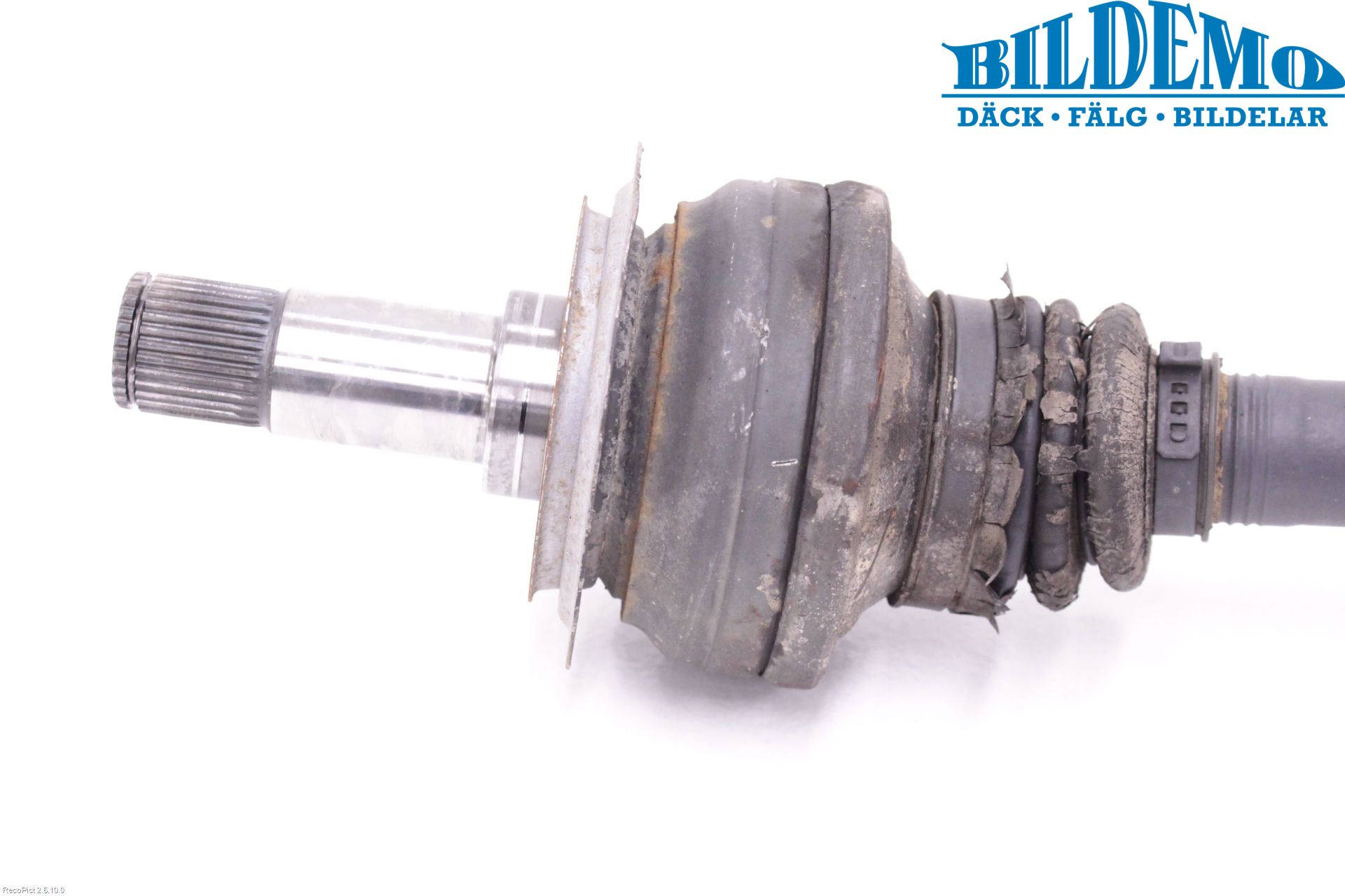 Mercedes-Benz MB C-KLASS (W204) 07-15 Drivaxel Bak Vänster