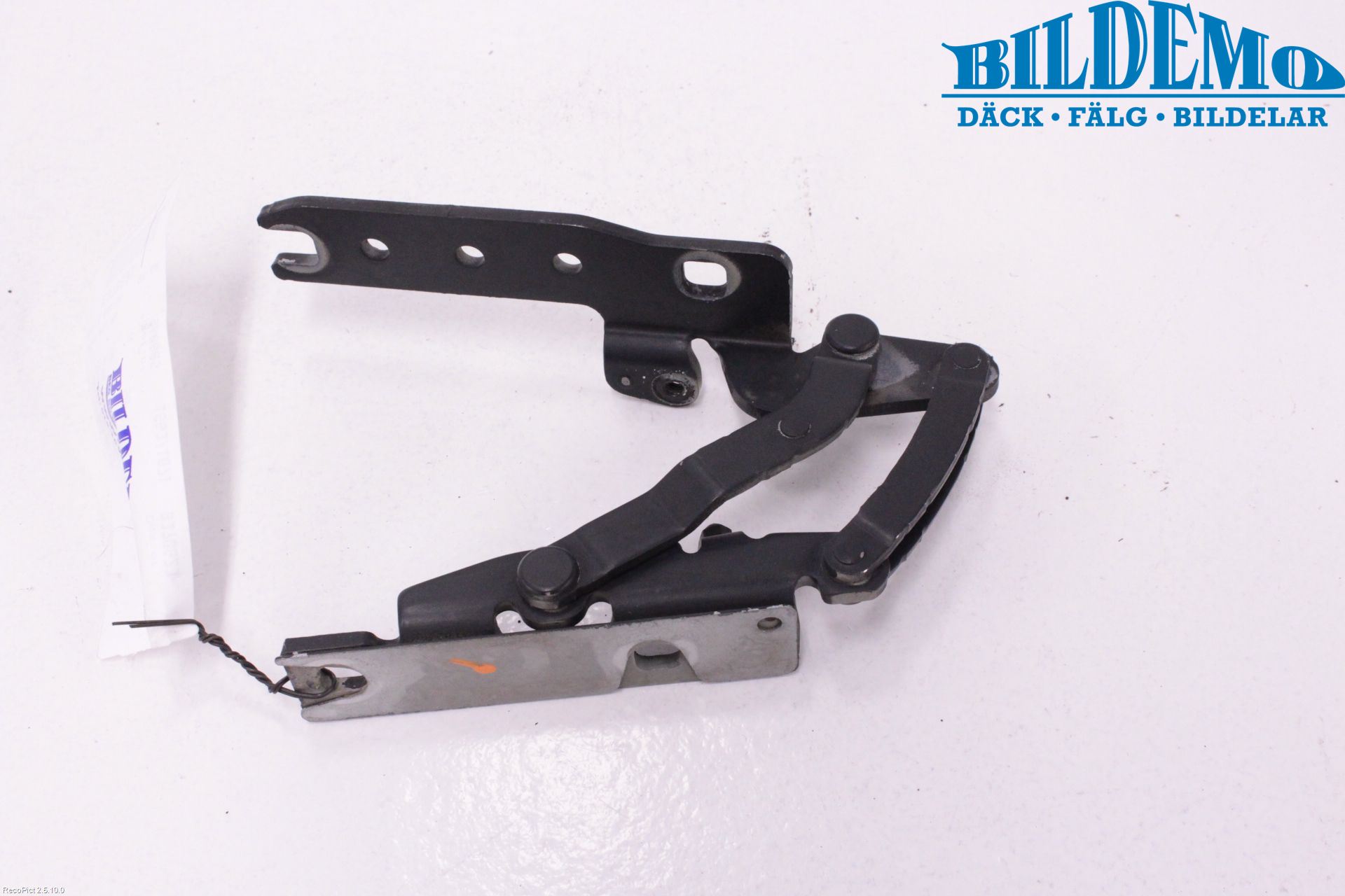 BMW 7 E65/66    00-08 Huvgångjärn