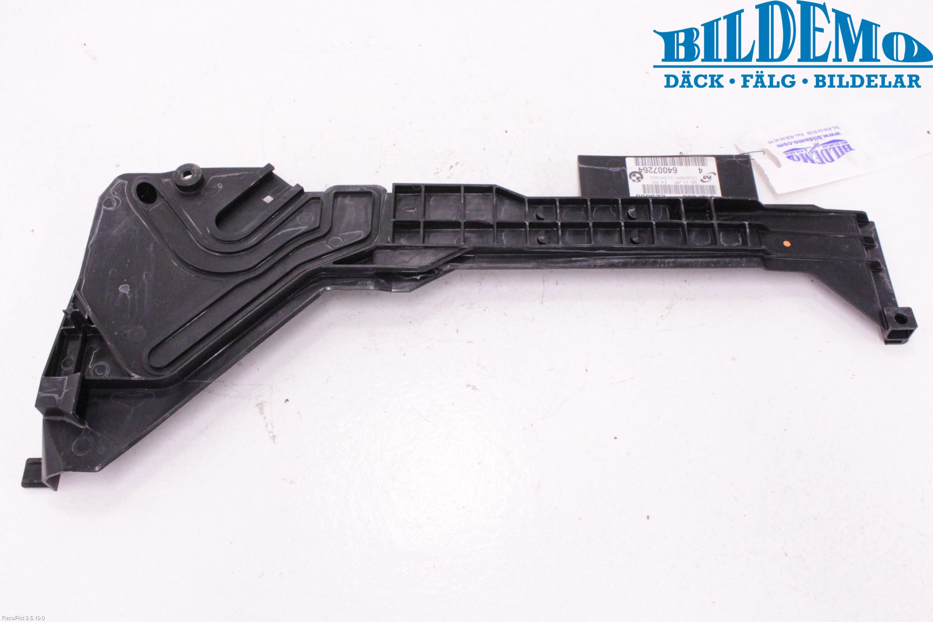 BMW X3 E83     03-10 Kylfläkt Fäste-Lager