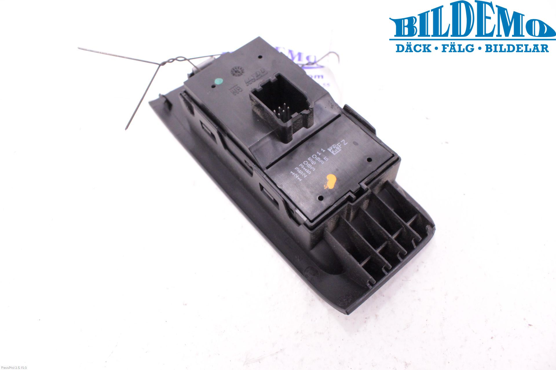 Opel ZAFIRA C 12-19 Strömställare Elhiss