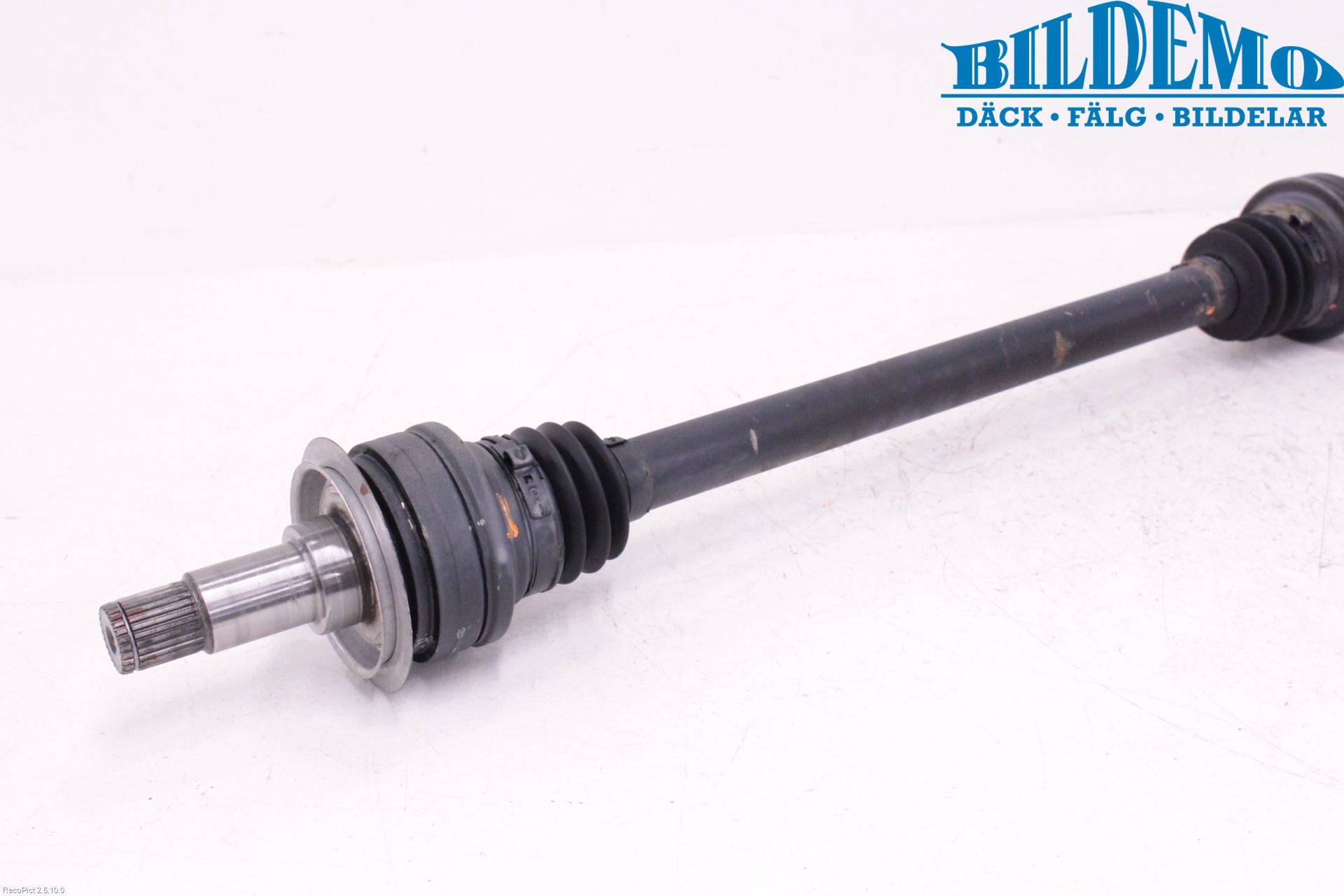 Mercedes-Benz MB C-KLASS (W205) 14-21 Drivaxel Bak Höger