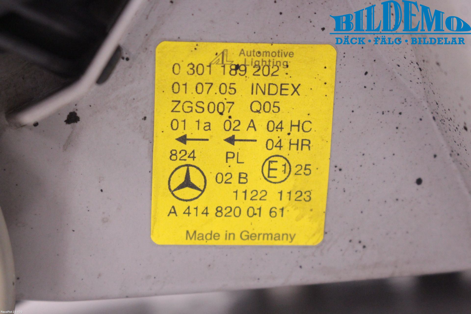 Mercedes-Benz MB VANEO (W414) Strålkastare Höger
