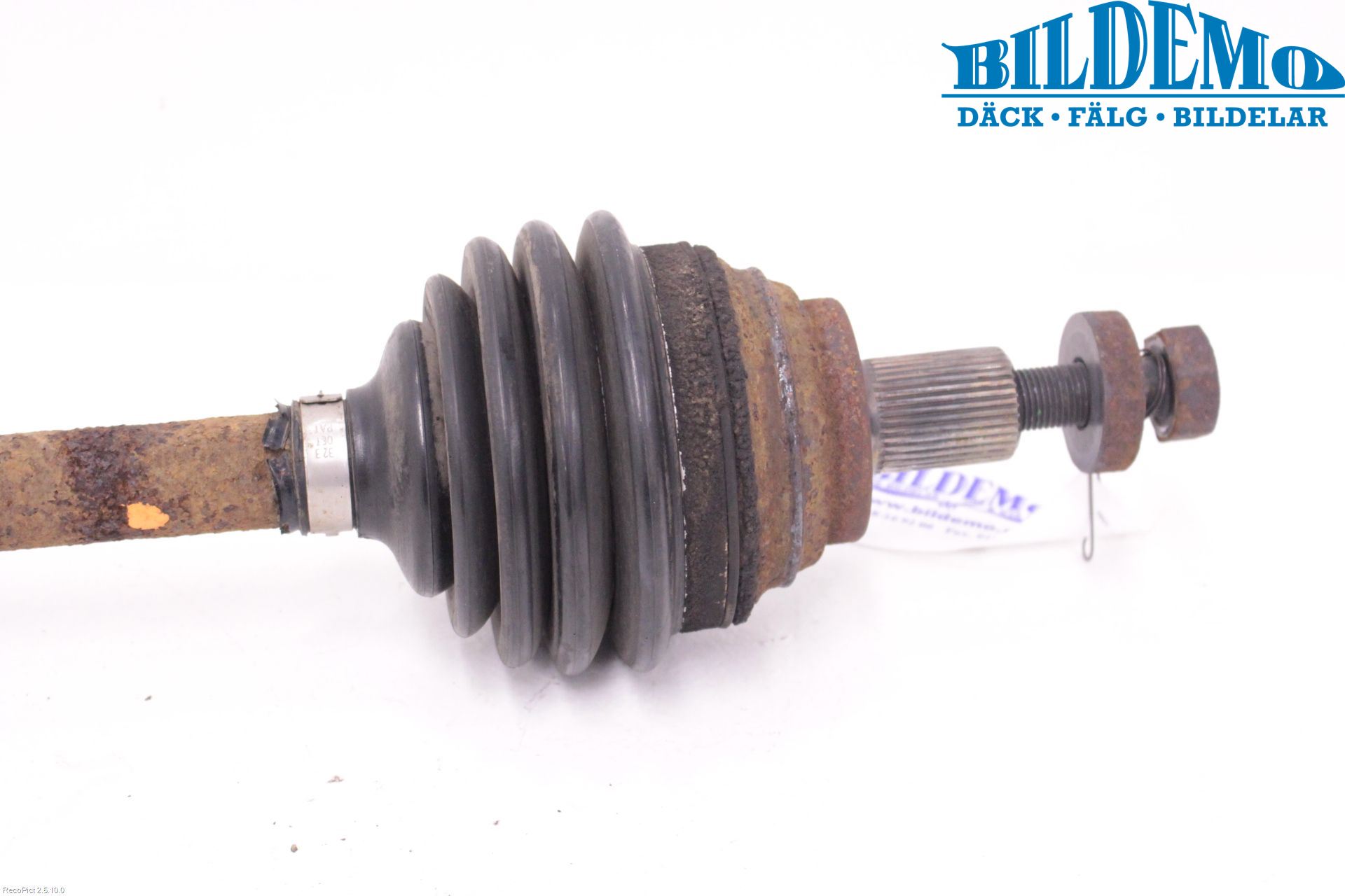 Volkswagen VW TOURAN 03-10 Drivaxel Fram Vänster