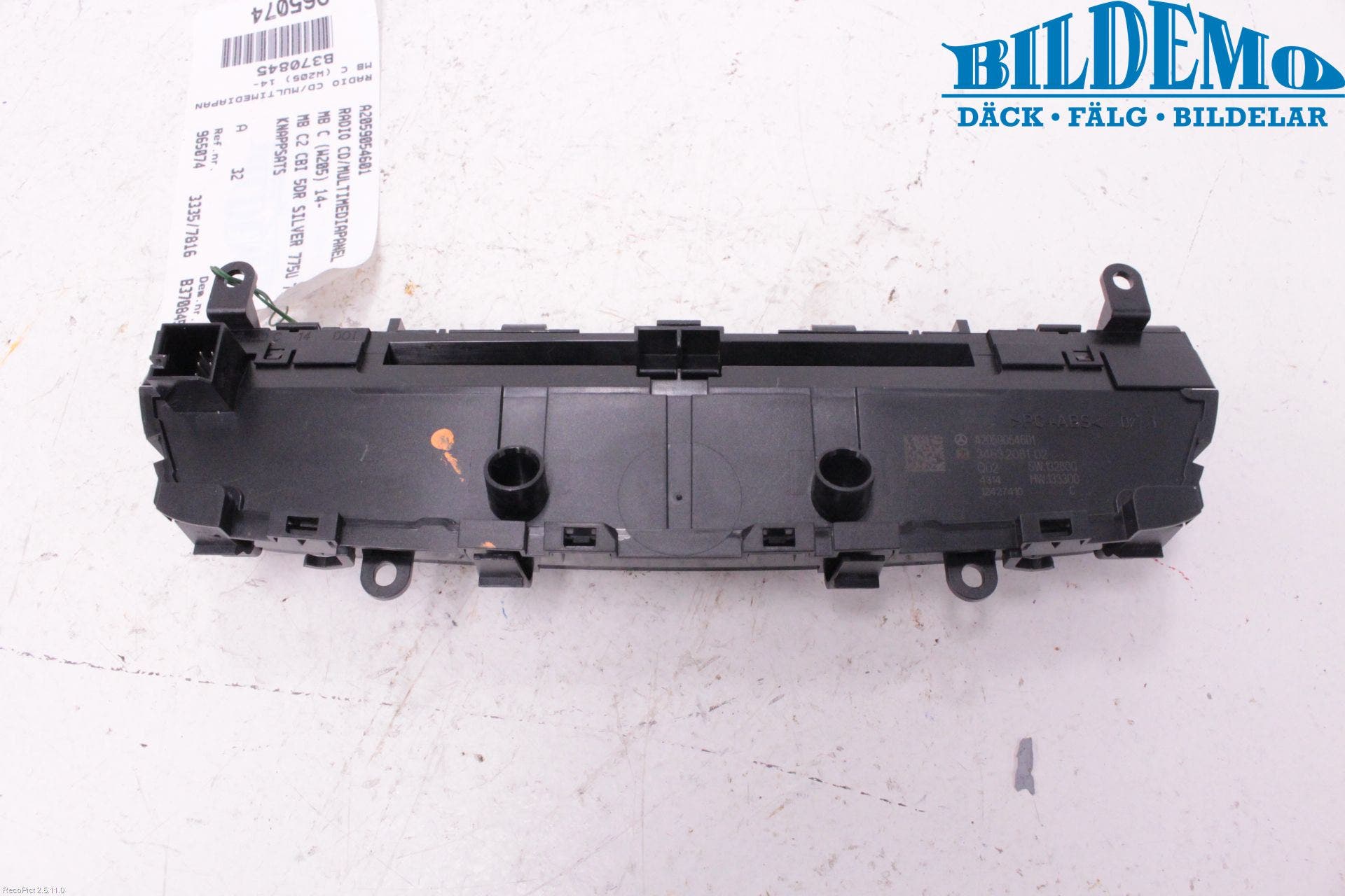 Mercedes-Benz MB C-KLASS (W205) 14-21 Cd Radio - Multimediapanel