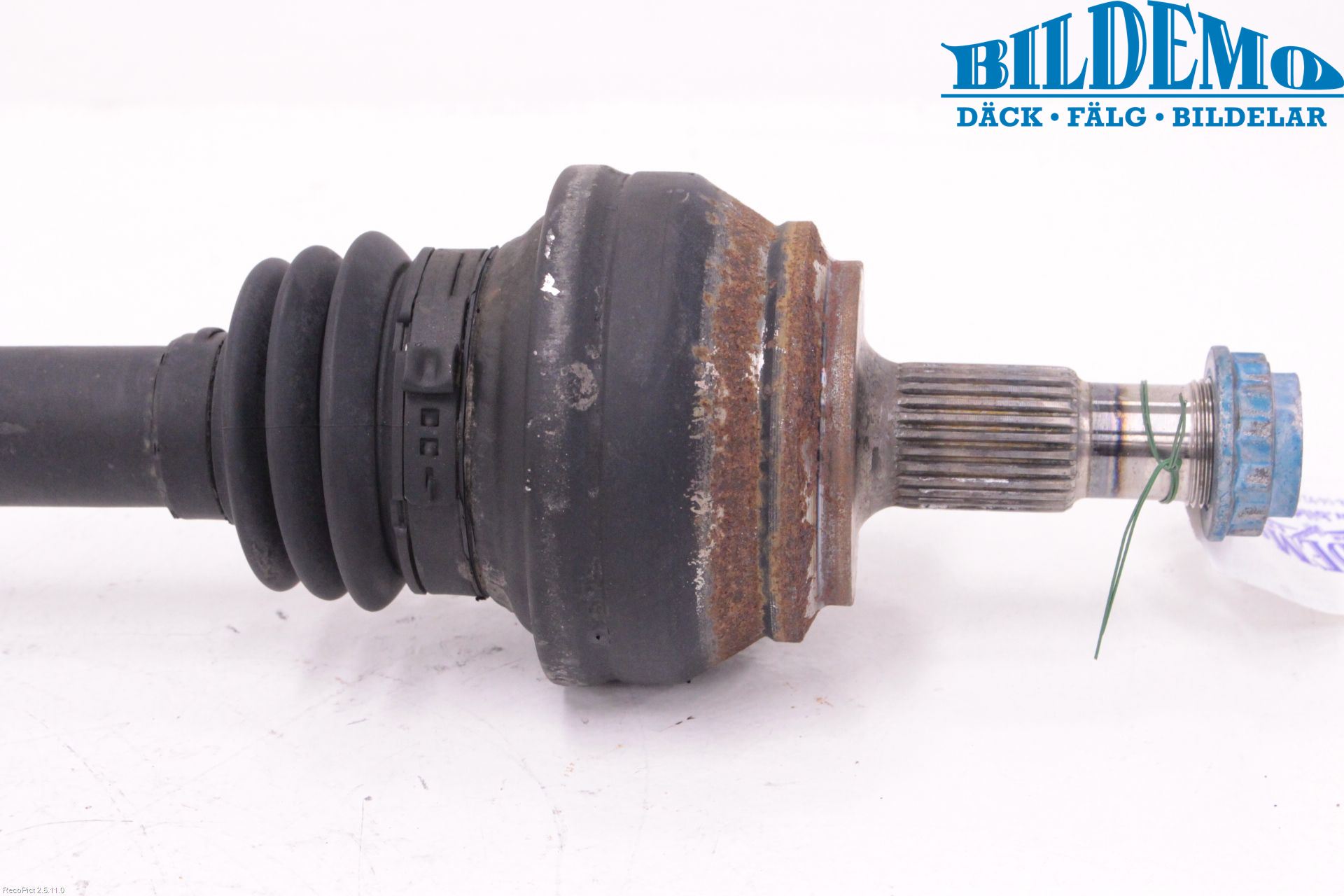 Mercedes-Benz MB E-KLASS (W213) 16-23 Drivaxel Bak Höger