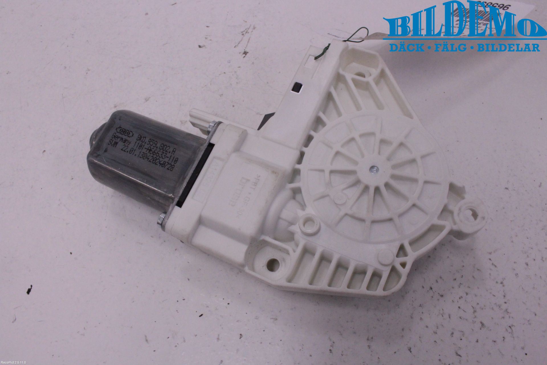 Audi A4 12-15 Fönsterhissmotor