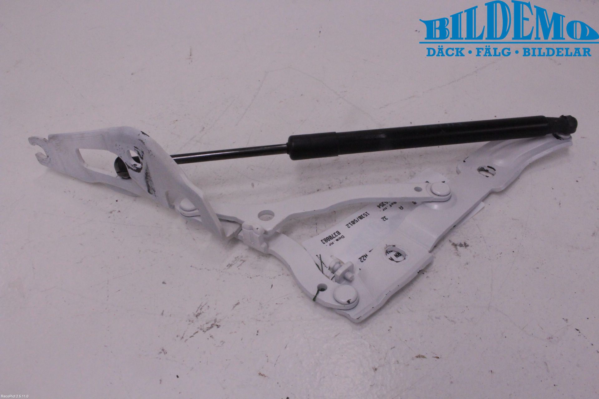 BMW 3 E92/93 Coupé/Cab 05-14 Bakluckegångjärn Hö