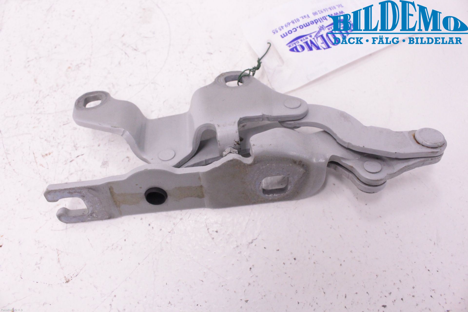 BMW 1 E87/81 5D/3D 03-11 Huvgångjärn