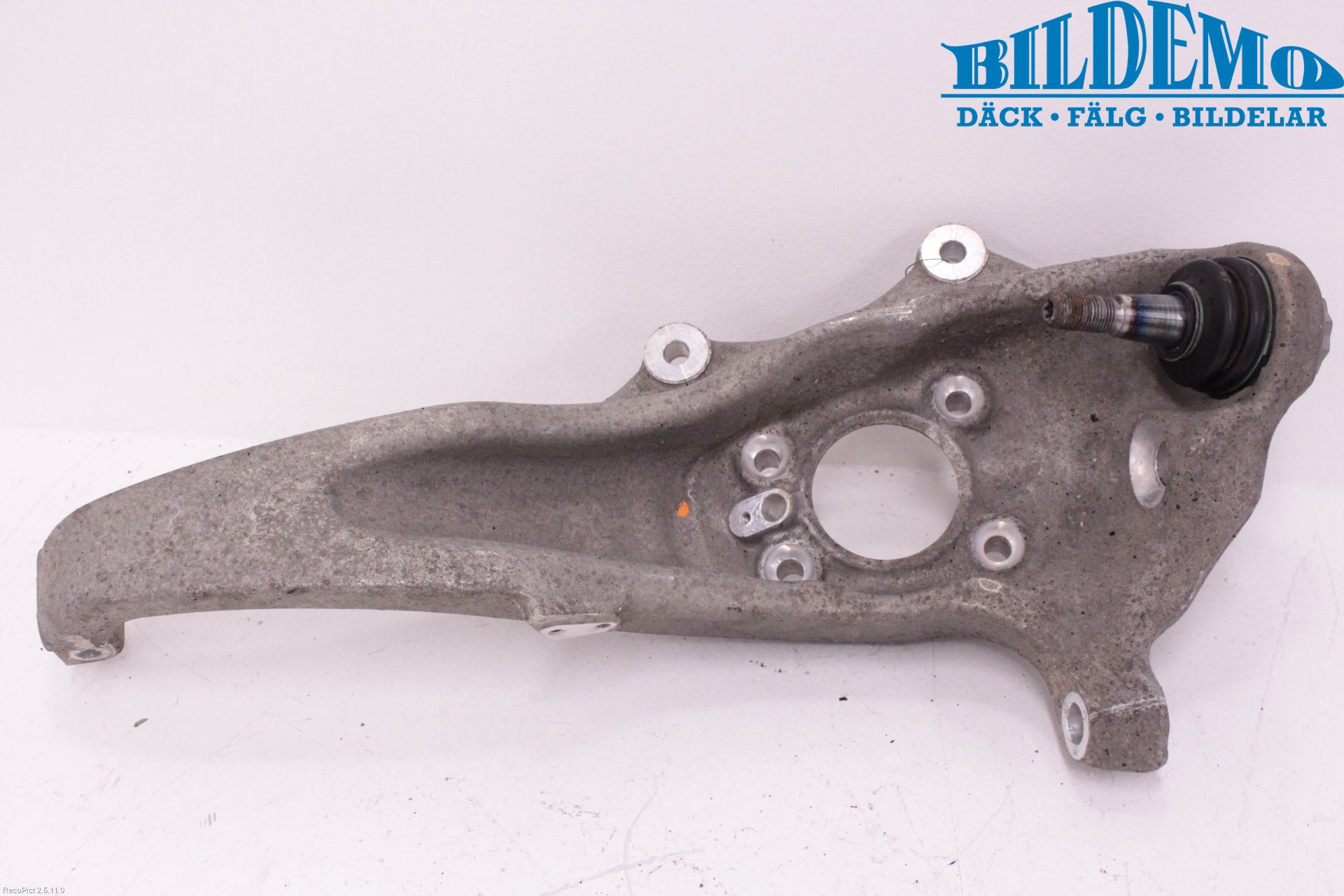 BMW 5 F10/F11/F18 09-17 Styrspindel Lagerhus Hö