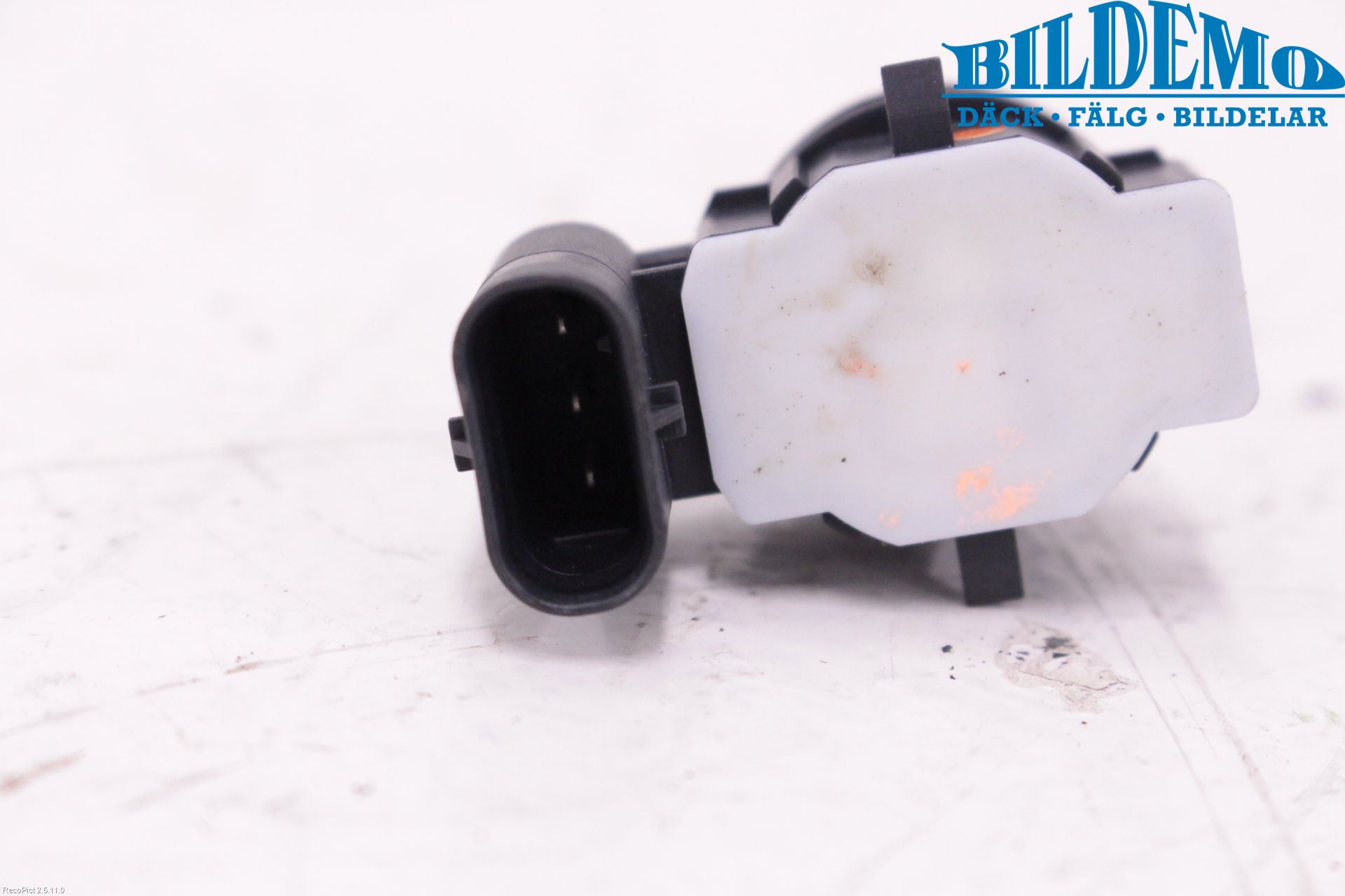 BMW 1 F20/F21 11-19 Parkeringshjälp Backsensor