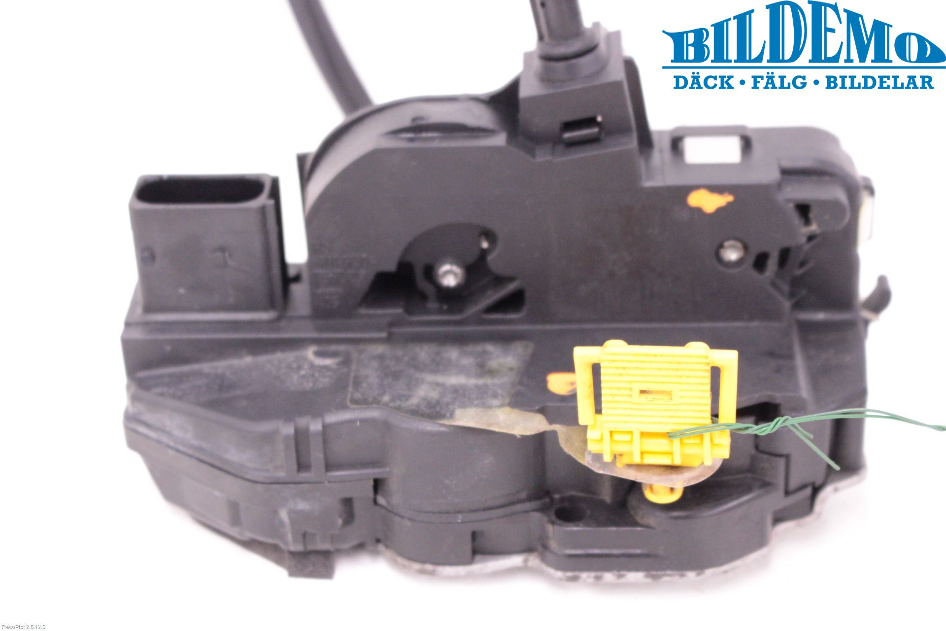 Opel INSIGNIA 09-16 Låskista-Dörrlås