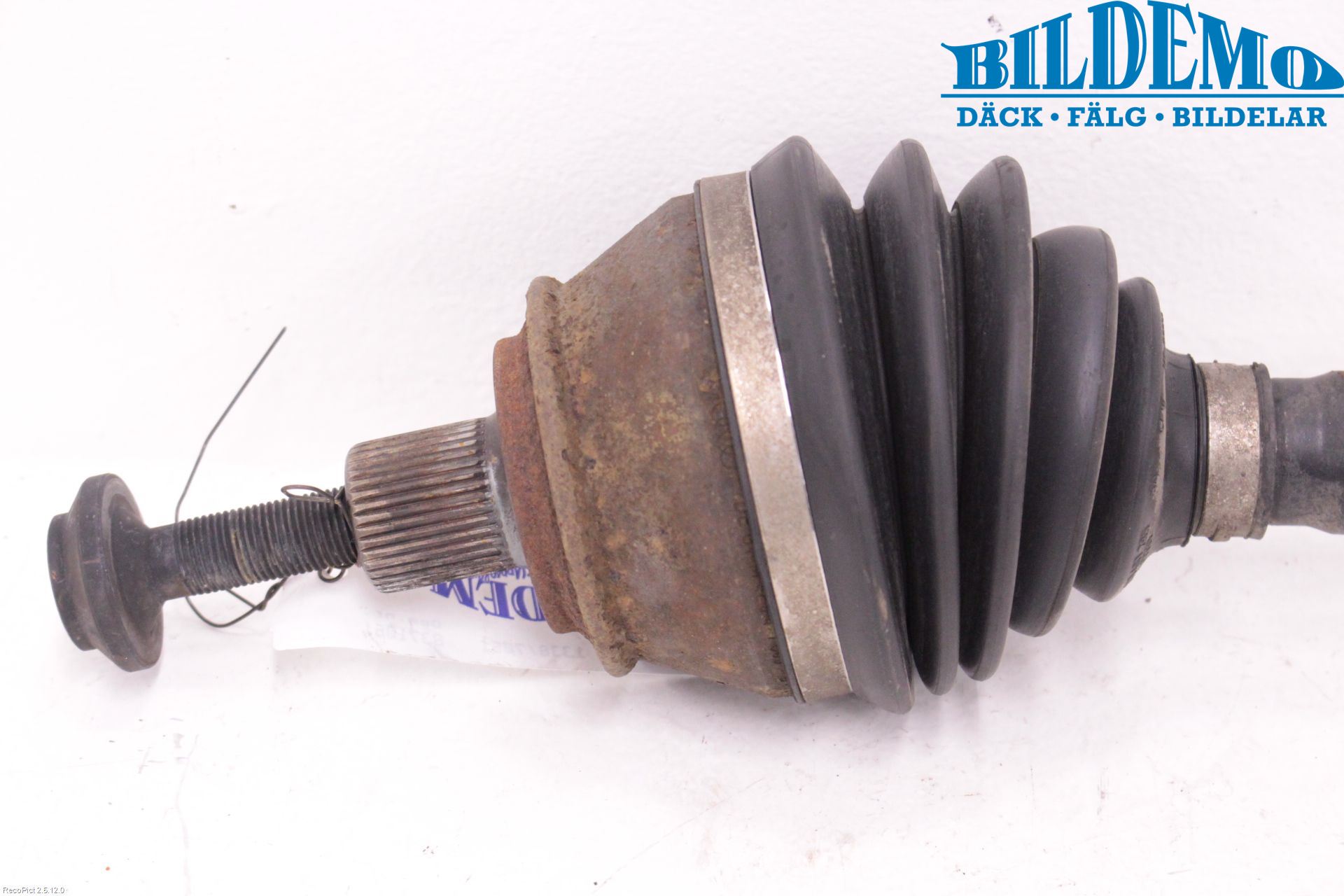 Audi A6/S6     05-11 Drivaxel Fram Vänster