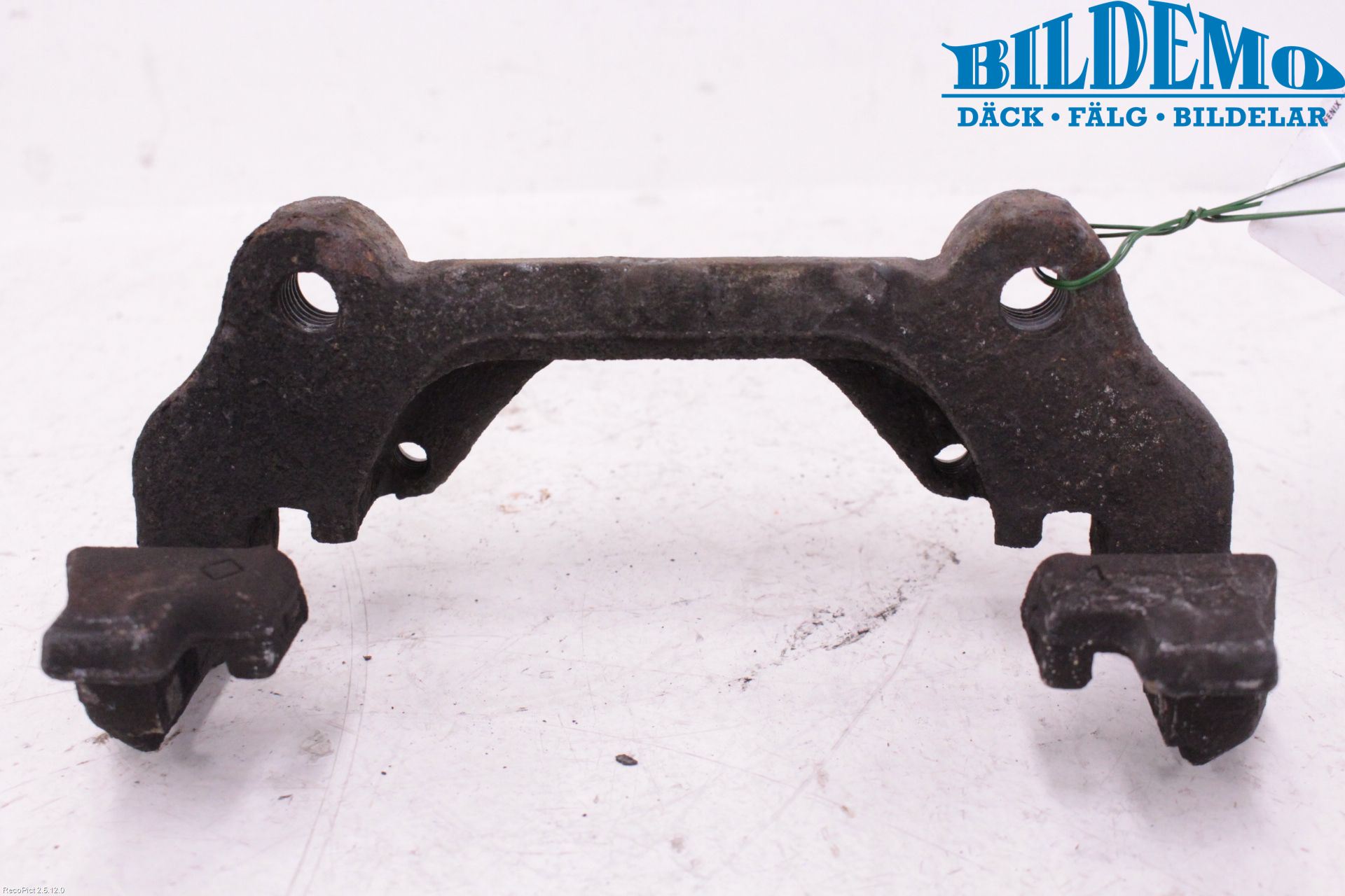 Opel VECTRA C 06-08 Bromsokshållare