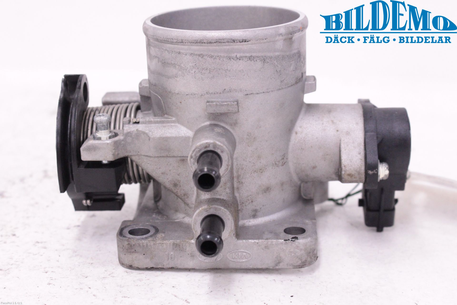 Kia RIO 06-11 Injspjällhus