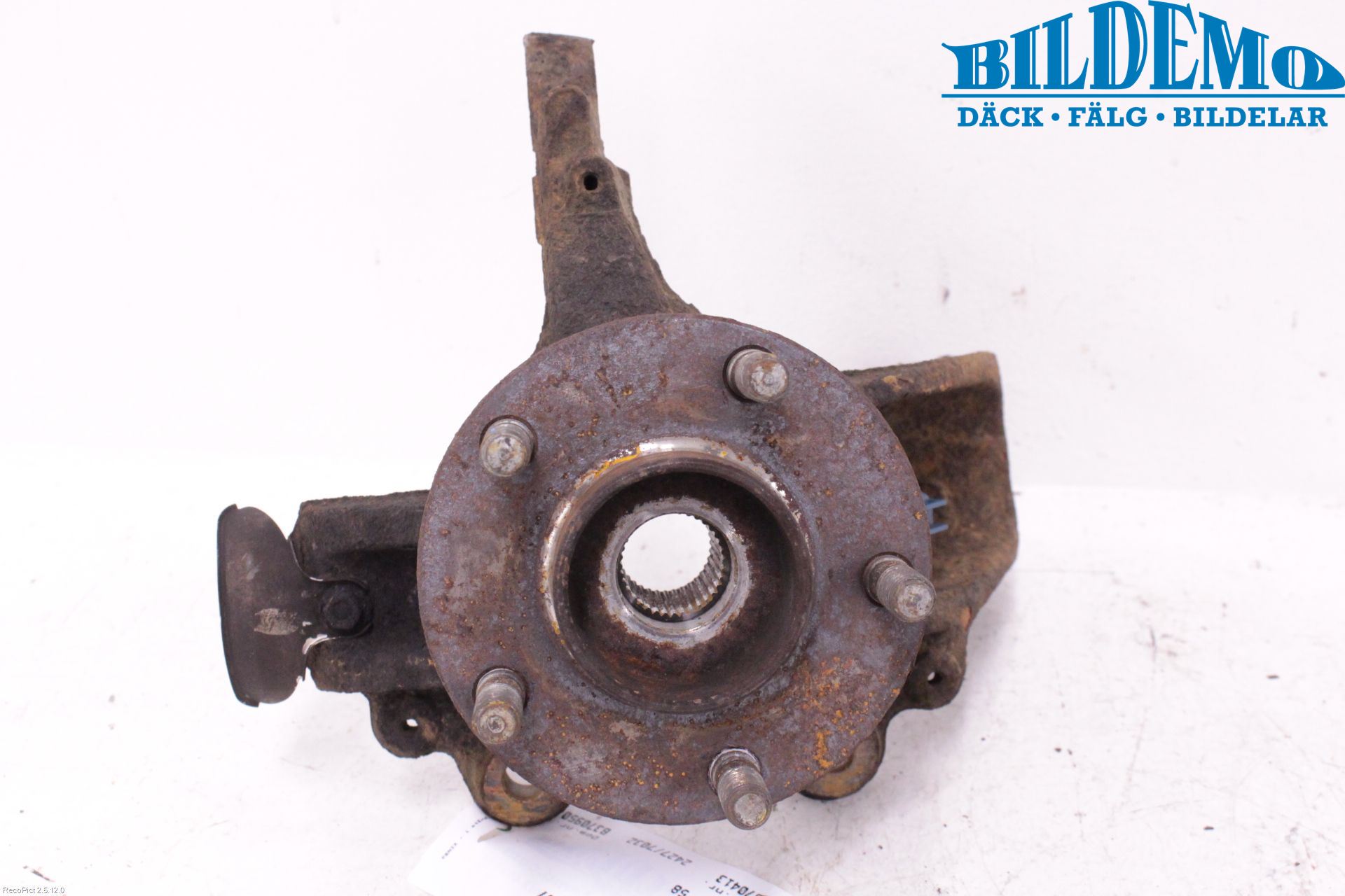 Ford FOCUS     04-07 Styrspindel Lagerhus Hö