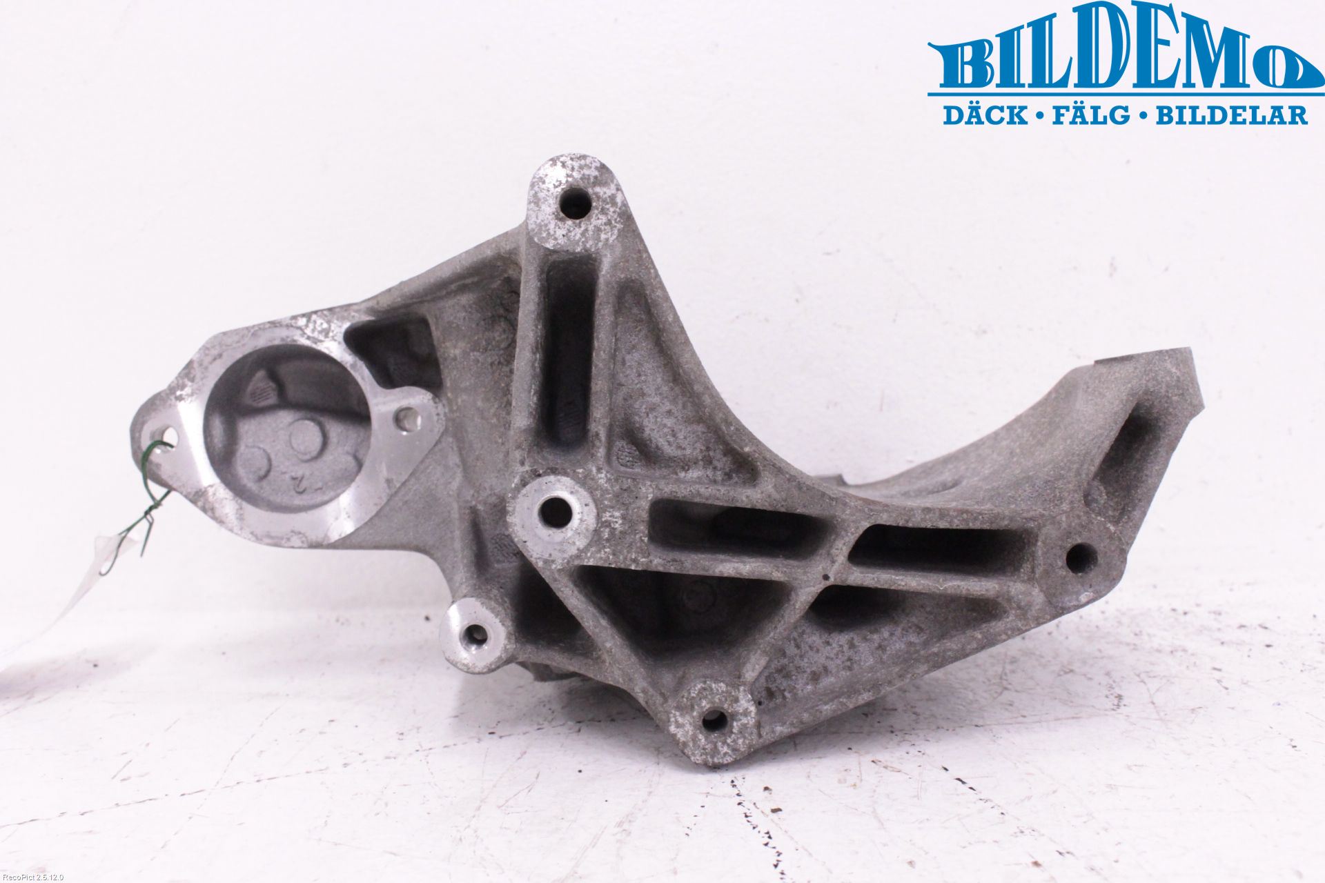 Saab 9-5 -05 Ac Kompressor-Fäste