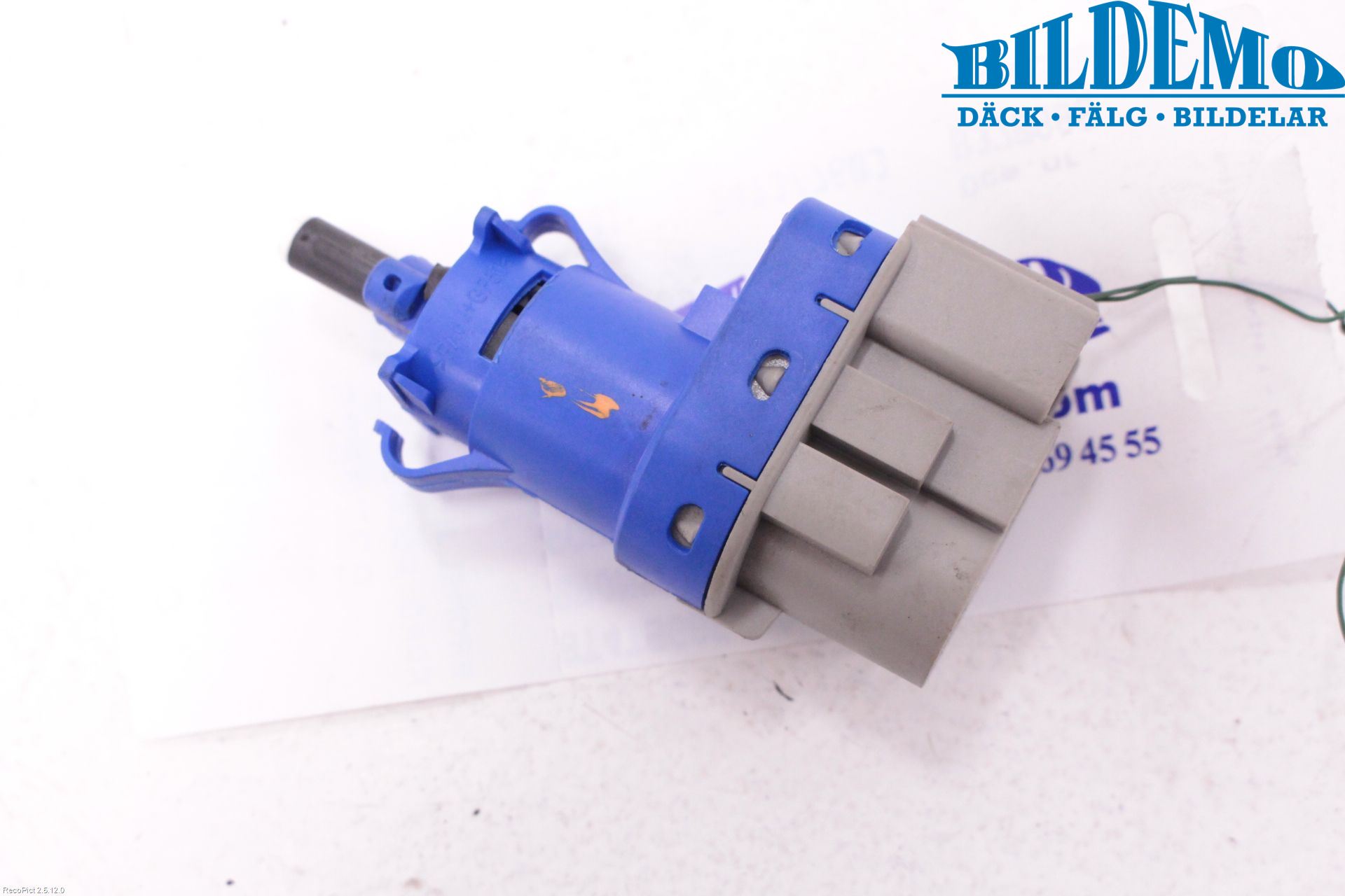 Ford FOCUS 11-14 Bromsljuskontakt