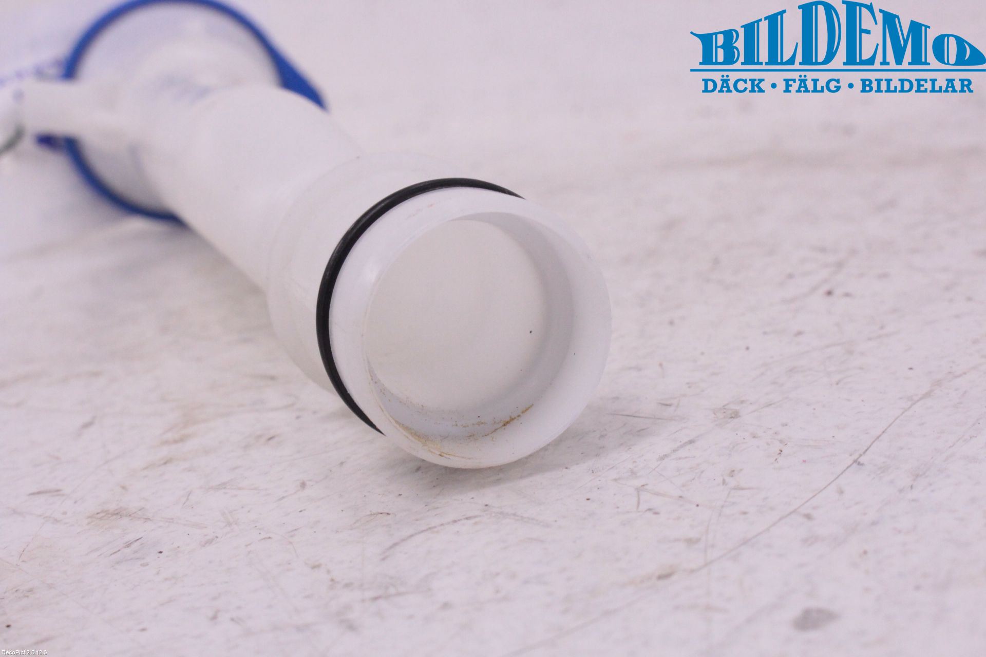 Volvo V40 12-19 Spolartank Vindruta-Strål