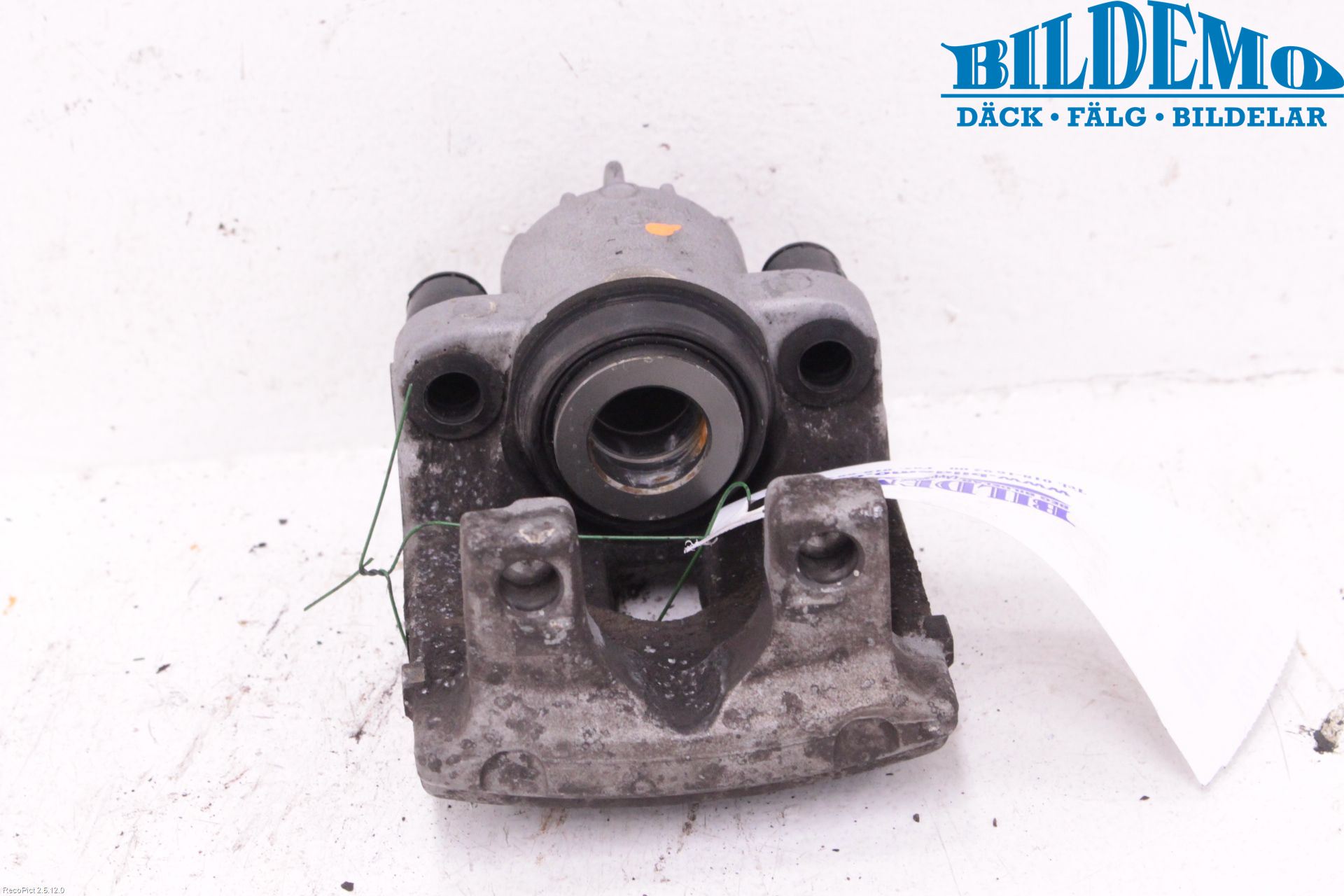 BMW 5 E60/61 Sed/Tou 02-10 Bromsok Bak Höger