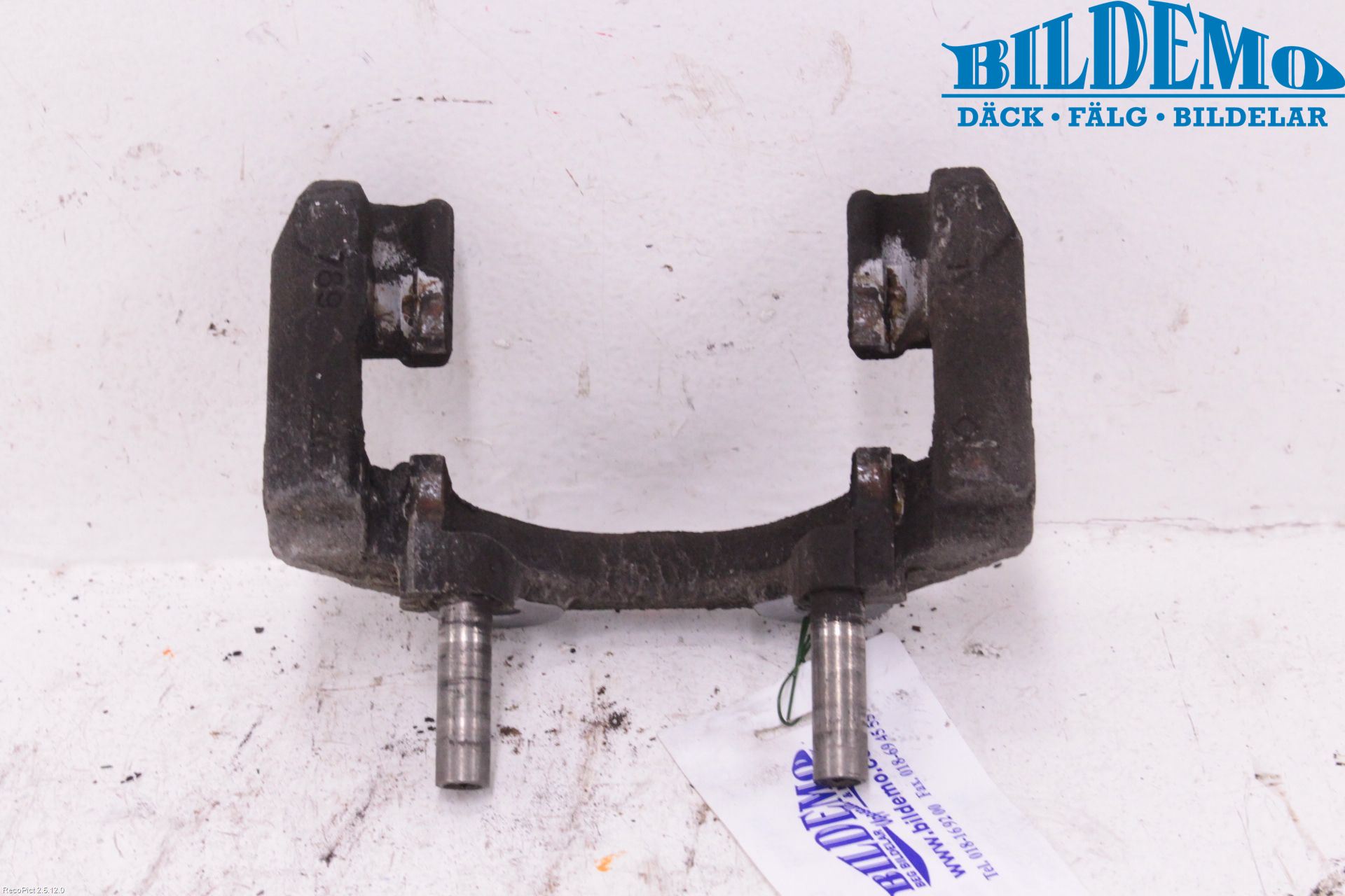 BMW 5 E60/61 Sed/Tou 02-10 Bromsokshållare