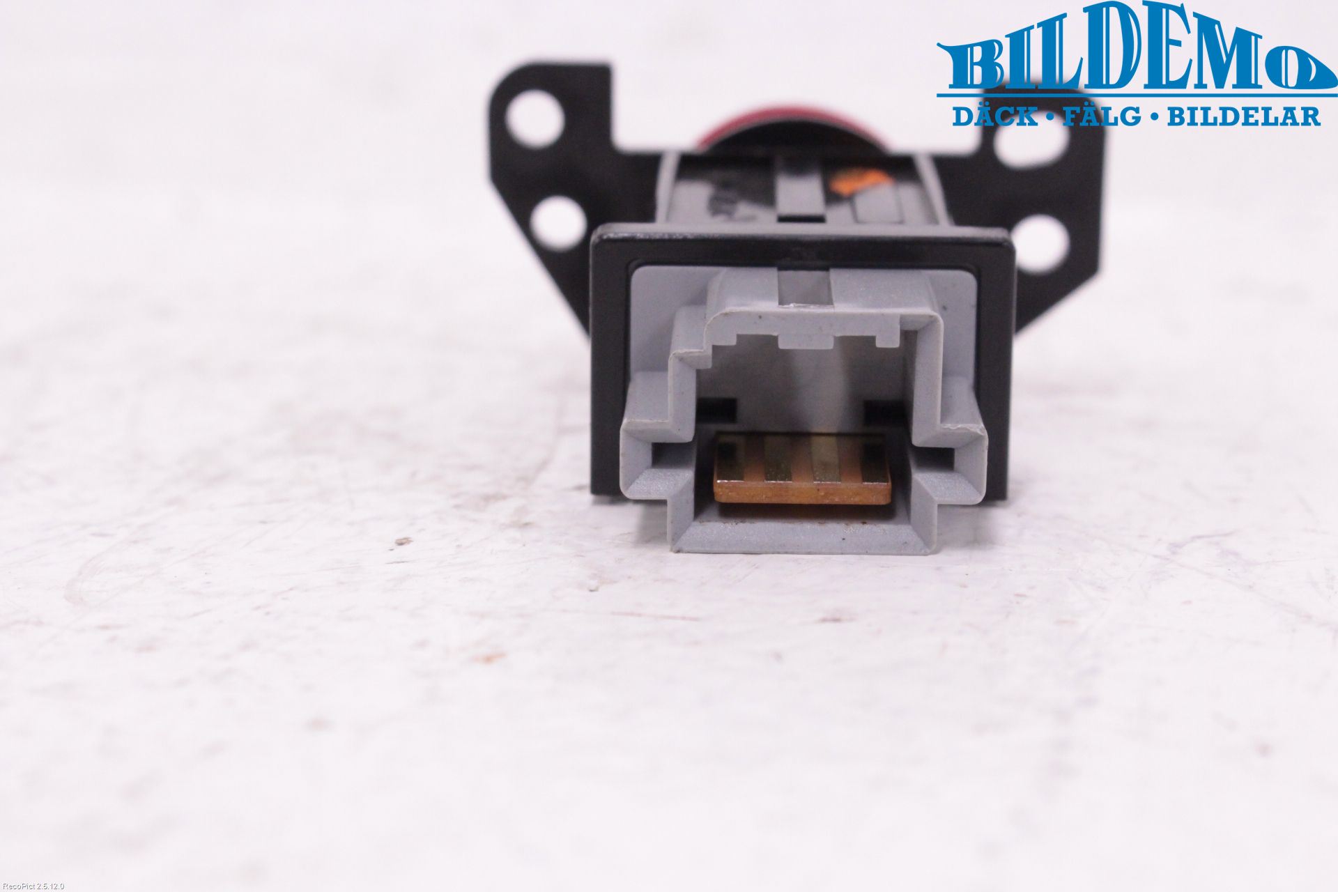 Mitsubishi OUTLANDER 01-07 Strömställare Varnings