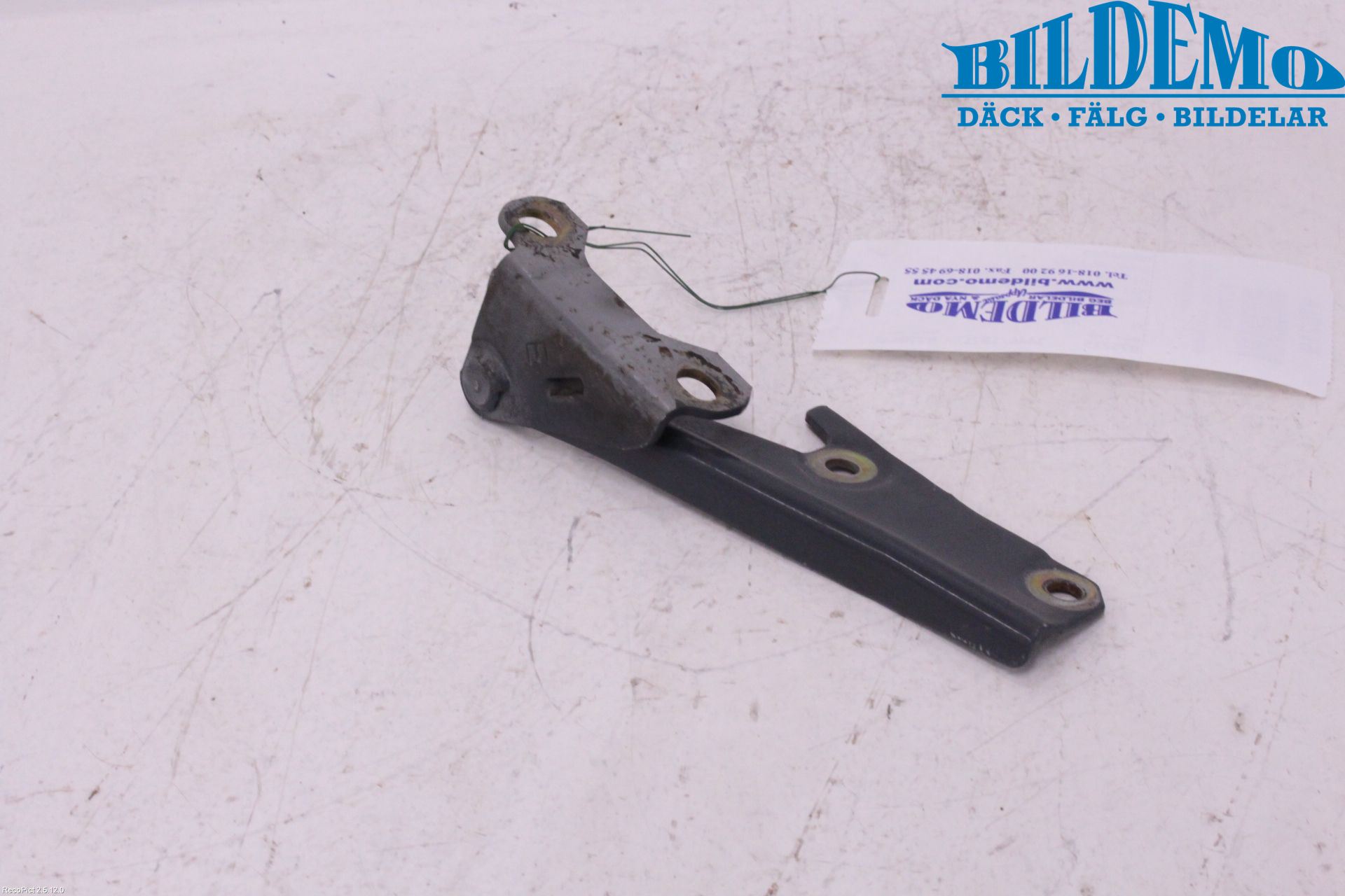 Mitsubishi OUTLANDER 01-07 Huvgångjärn