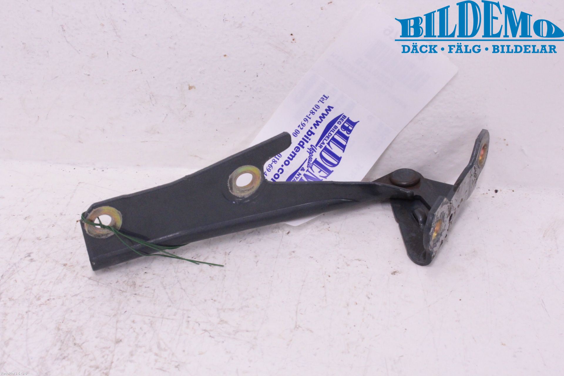 Mitsubishi OUTLANDER 01-07 Huvgångjärn