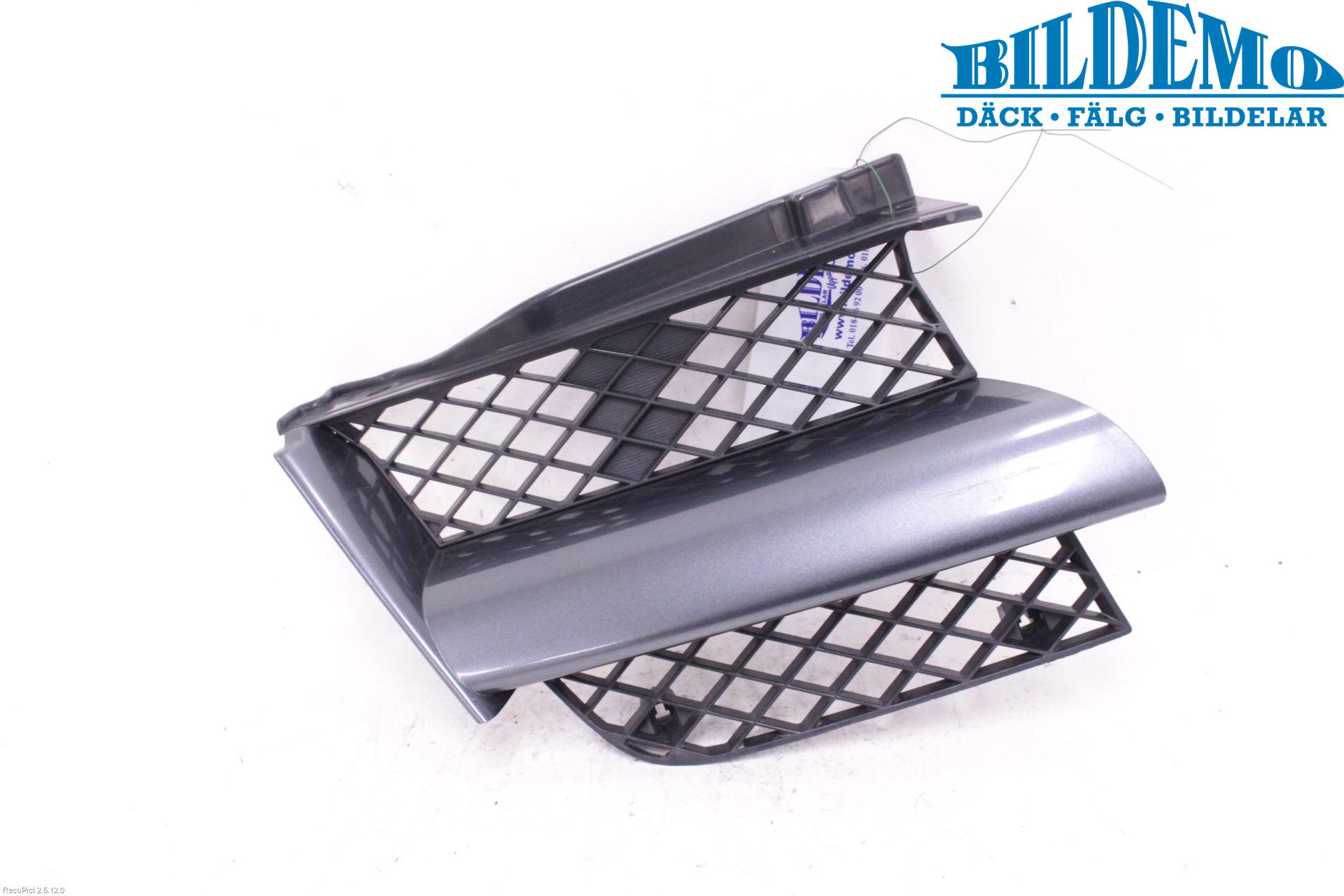 Mitsubishi OUTLANDER 01-07 Grilldel Höger