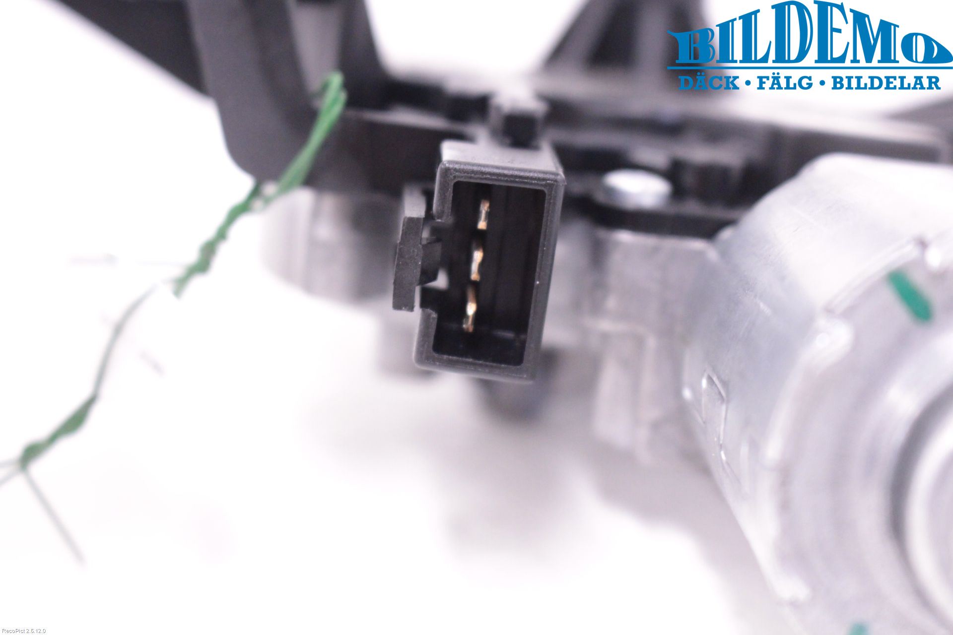 Opel CORSA E 15-19 Torkarmotor Baklucka