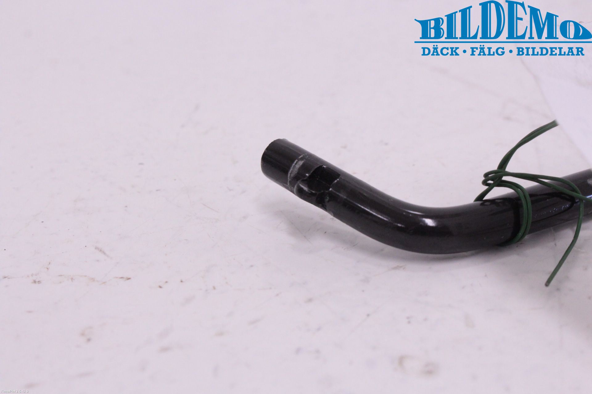 Opel CORSA E 15-19 Huv Stag-Pinne