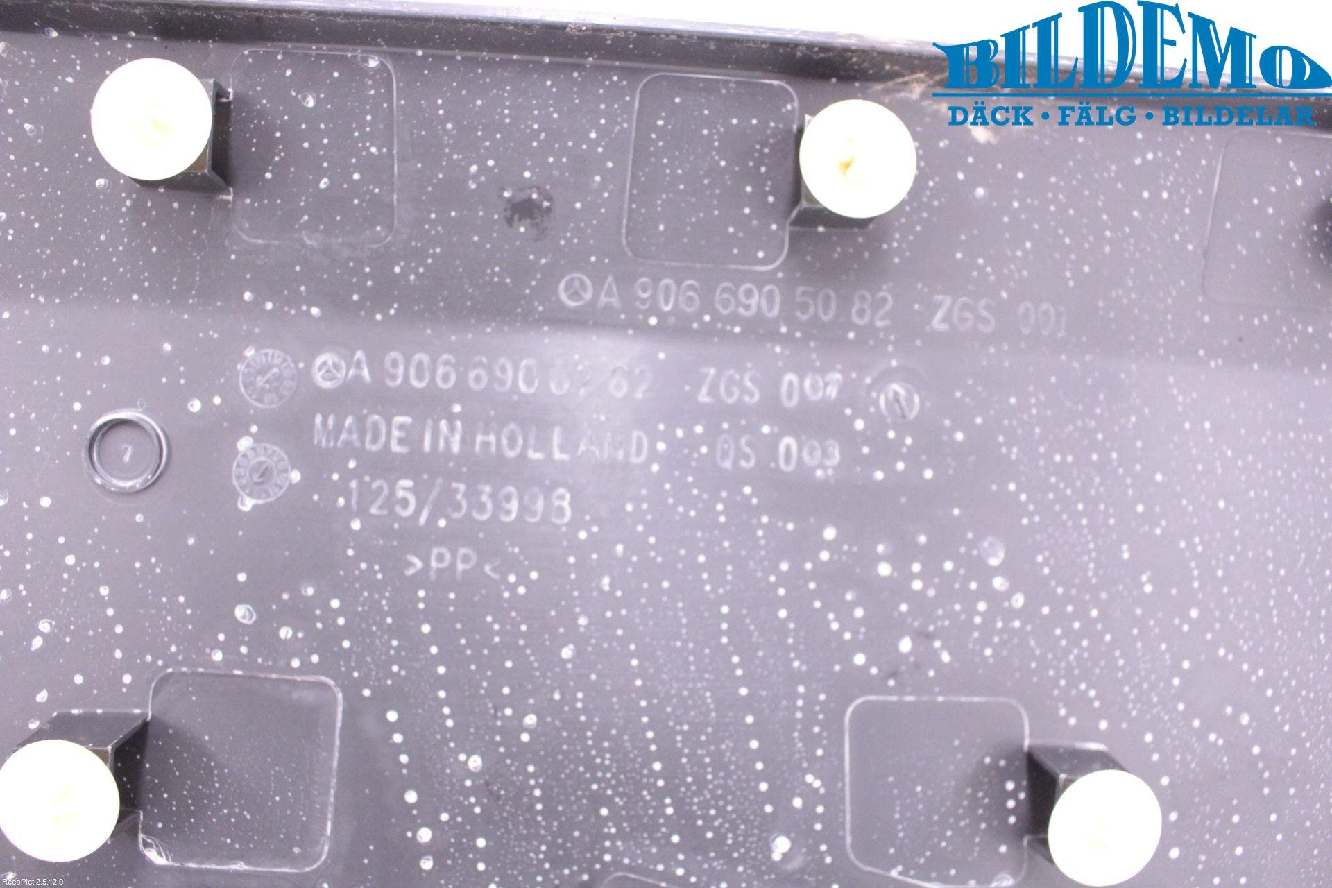 Mercedes-Benz MB SPRINTER (W906) 06-18 Dörr Dekorlist Fram Hö