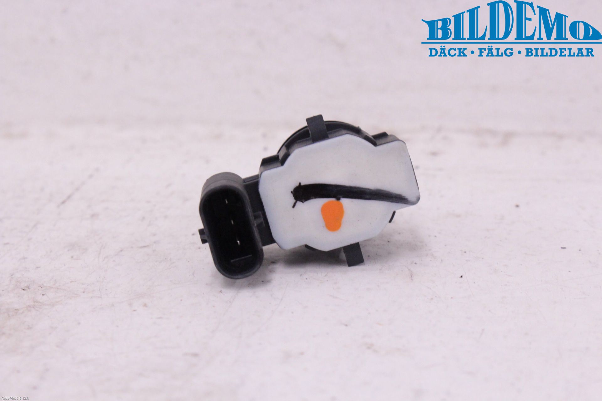 BMW 1 F20/F21 11-19 Parkeringshjälp Backsensor