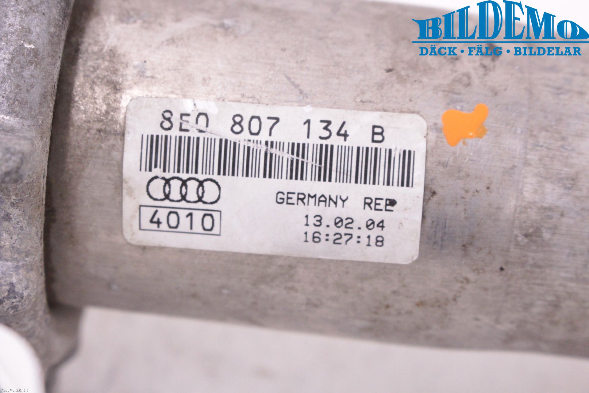 Audi A4/S4 01-05 Stötfångarbärjärn Fram