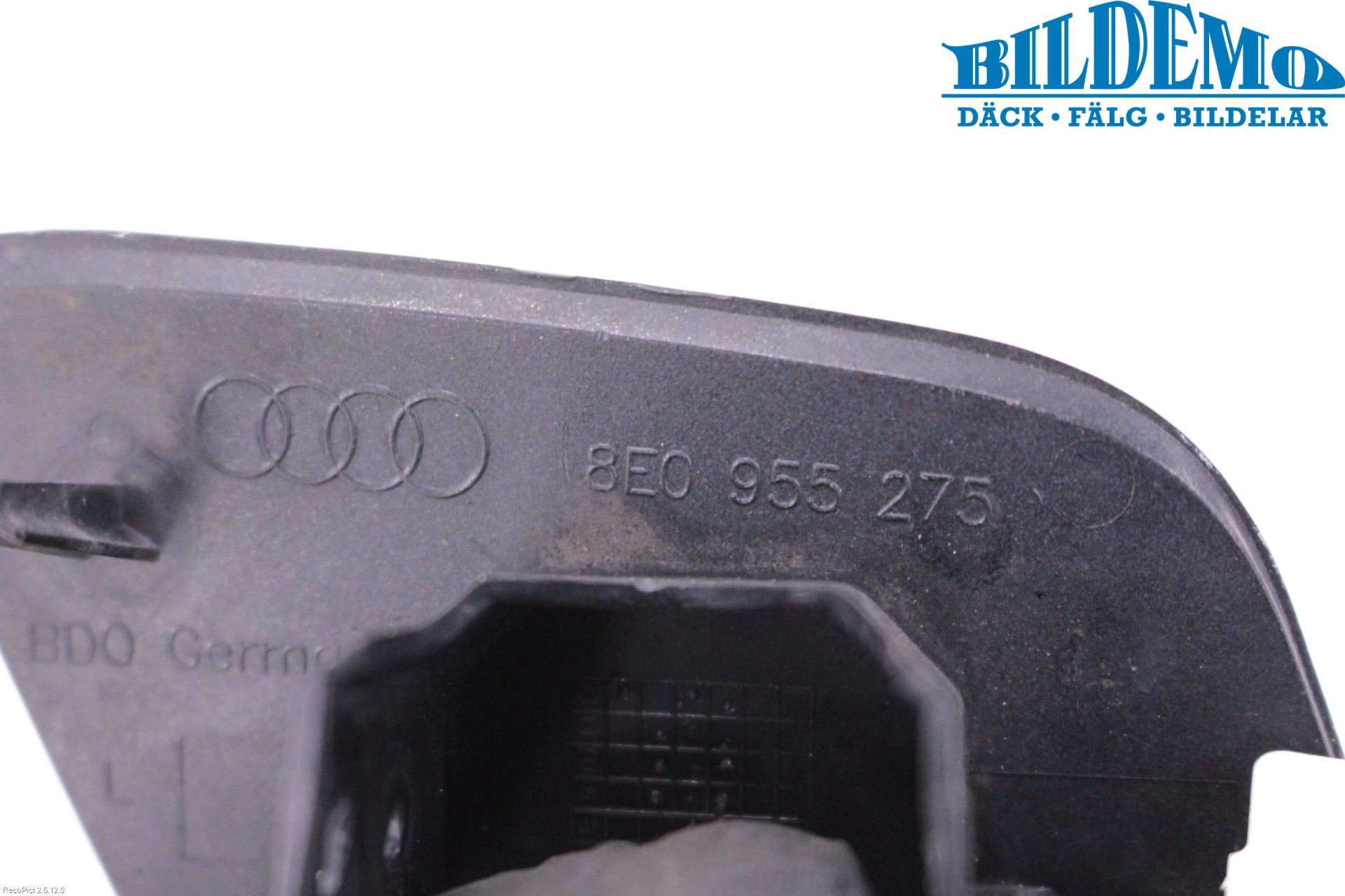 Audi A4/S4 01-05 Spolarmunstycke Strålkastare