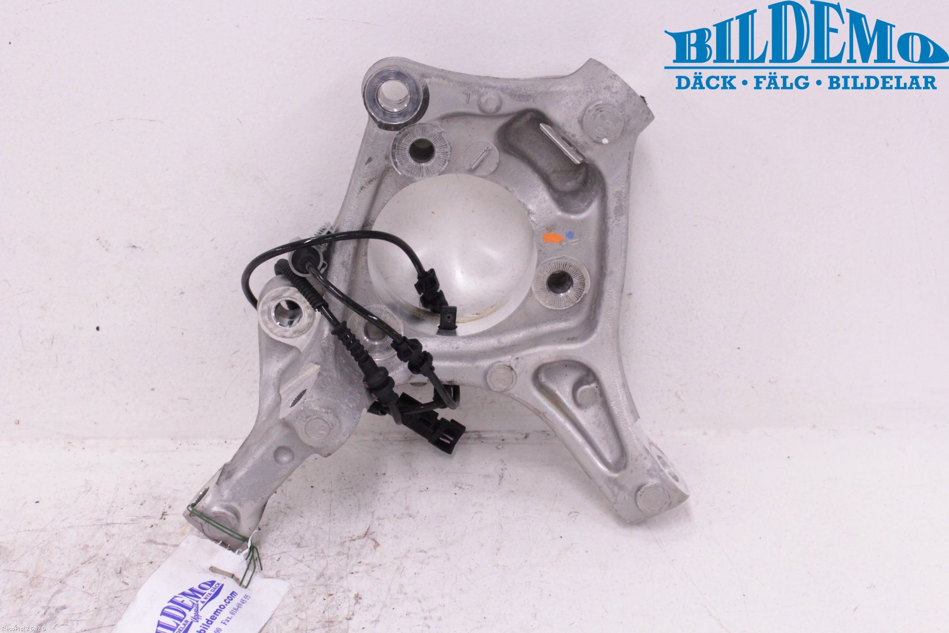 Opel ASTRA K 16-22 Styrspindel Lagerhus Vä