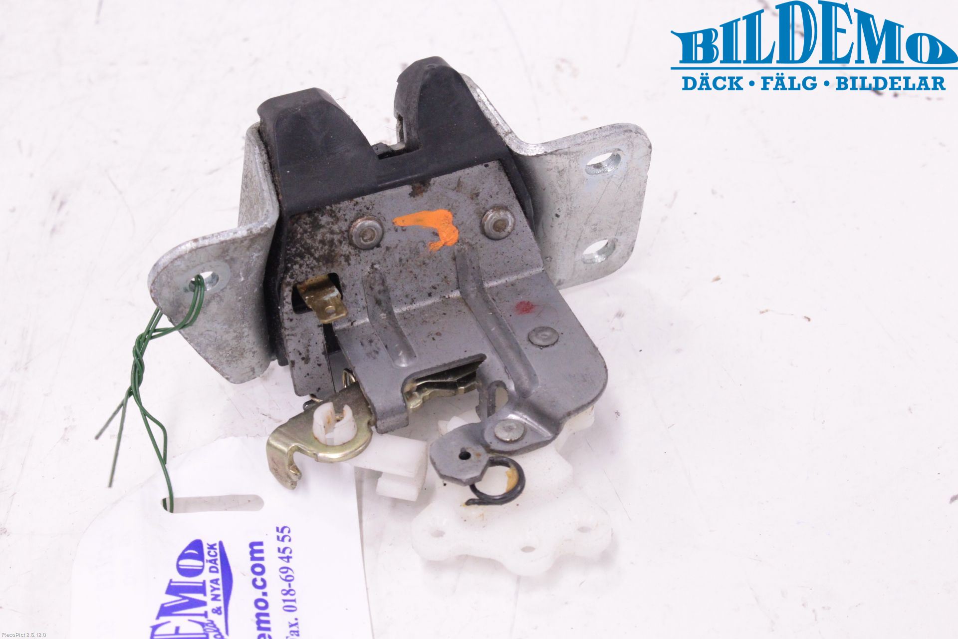 Mitsubishi OUTLANDER 01-07 Låskista Baklucka