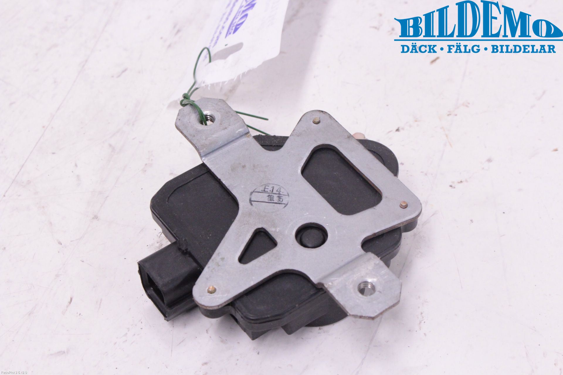 Mitsubishi OUTLANDER 01-07 Centrallåsmot Baklucka