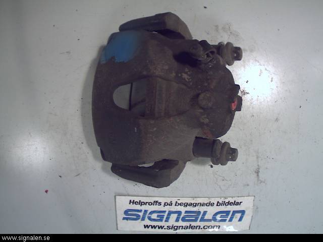 Saab 9-5     06-10 Bromsok Fram Höger