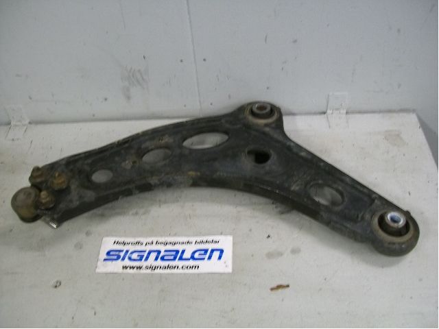 Opel VIVARO 01-14 Bärarm Fram Undre Vä