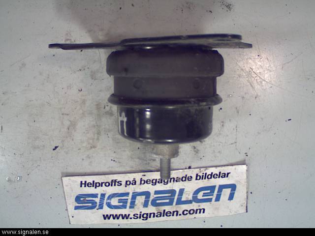 Skoda FABIA 07-14 Motorfäste