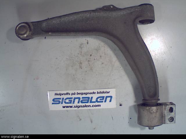 Saab 9-3 VER 2 Bärarm Fram Undre Hö