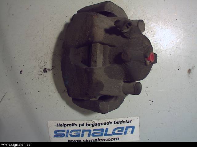 Saab 9-5     06-10 Bromsok Fram Höger