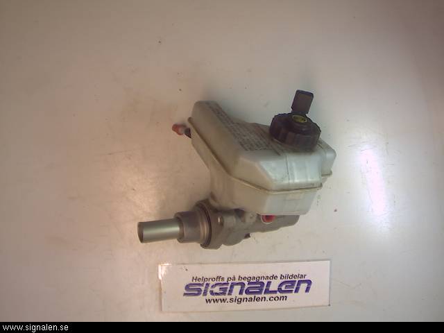 Volkswagen VW PASSAT 05-11 Broms Huvudcylinder